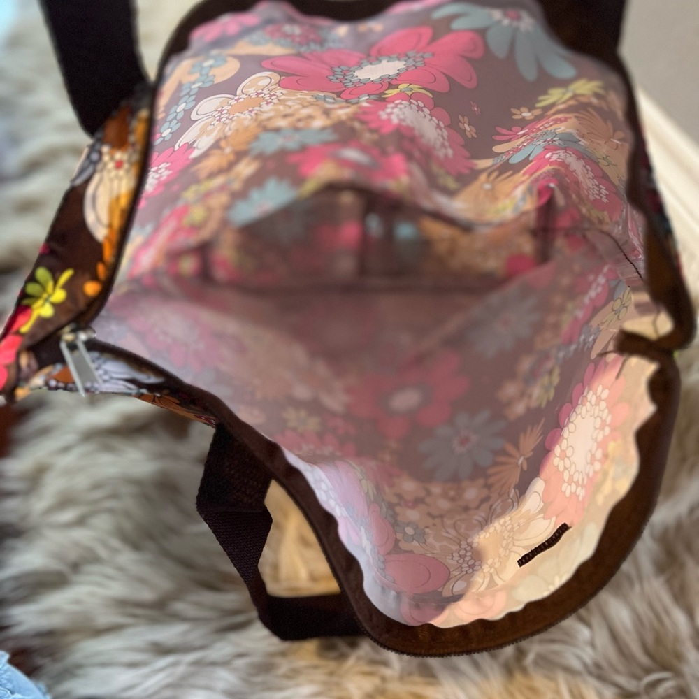 Nurse’s bag - Picture 4 of 4